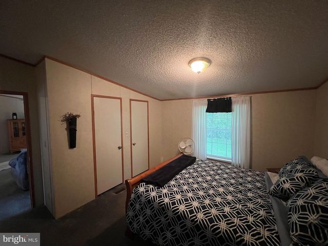 550 & 560 ROHRBAUGH LN, Moorefield, WV 26836