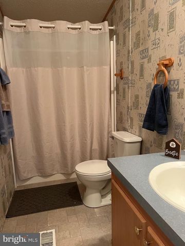 550 & 560 ROHRBAUGH LN, Moorefield, WV 26836