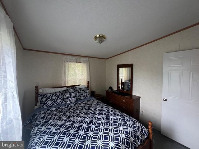 550 & 560 ROHRBAUGH LN, Moorefield, WV 26836