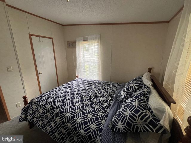 550 & 560 ROHRBAUGH LN, Moorefield, WV 26836