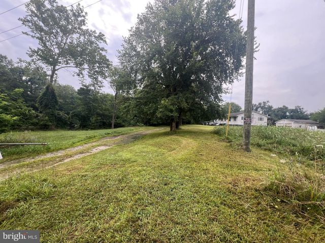 550 & 560 ROHRBAUGH LN, Moorefield, WV 26836