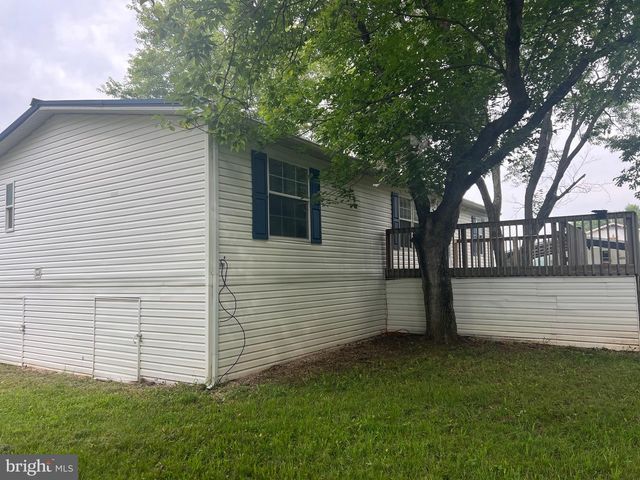 550 & 560 ROHRBAUGH LN, Moorefield, WV 26836