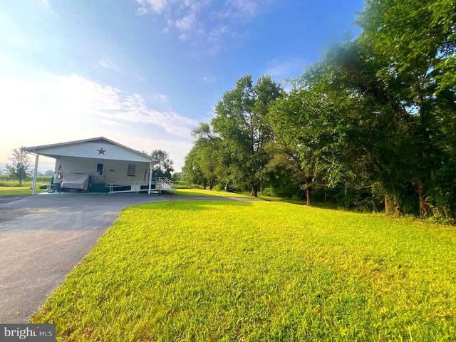 550 & 560 ROHRBAUGH LN, Moorefield, WV 26836