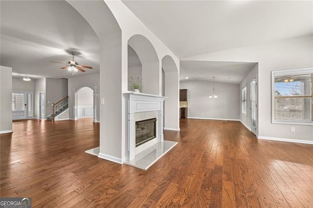 5763 Shore Isle Court, Flowery Branch, GA 30542