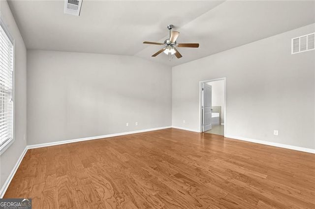 5763 Shore Isle Court, Flowery Branch, GA 30542