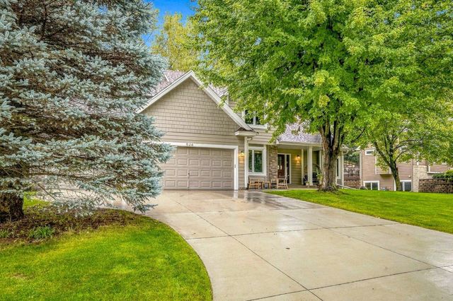 524 Eastwood Court, Eagan, MN 55123