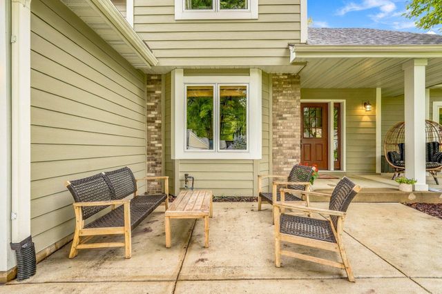 524 Eastwood Court, Eagan, MN 55123