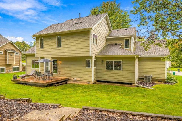 524 Eastwood Court, Eagan, MN 55123