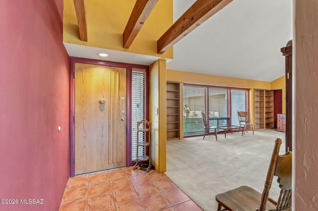 11748 N Via De La Verbenita, Tucson, AZ 85737