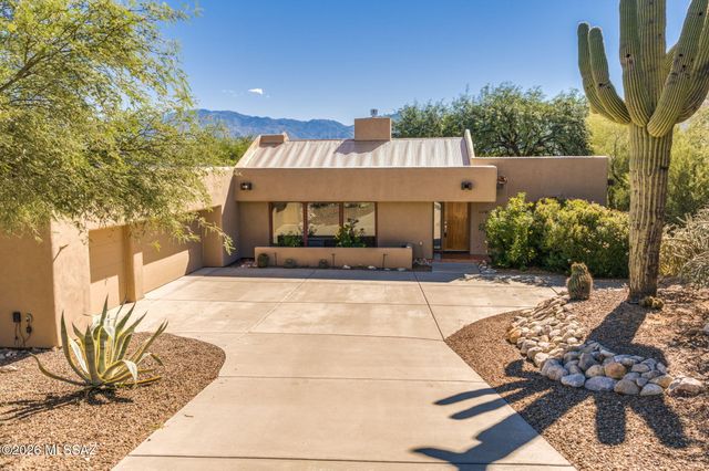 11748 N Via De La Verbenita, Tucson, AZ 85737