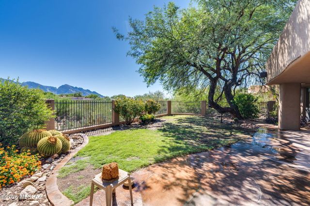 11748 N Via De La Verbenita, Tucson, AZ 85737