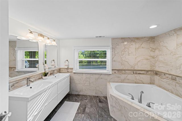 4220 Firwood Lane, Charlotte, NC 28209
