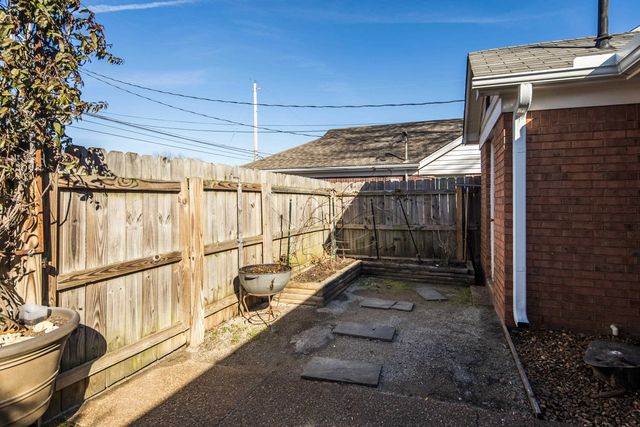 1649 BARBIE ST, Memphis, TN 38016