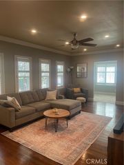 1062 E 2nd, Long Beach, CA 90802