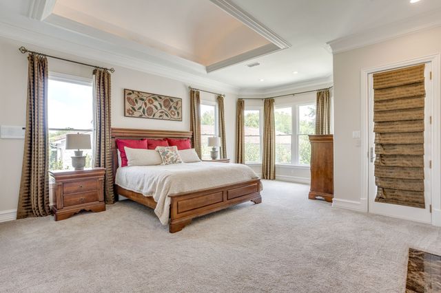 6800 Oak Hill Drive, Fort Worth, TX 76132