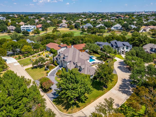 6800 Oak Hill Drive, Fort Worth, TX 76132