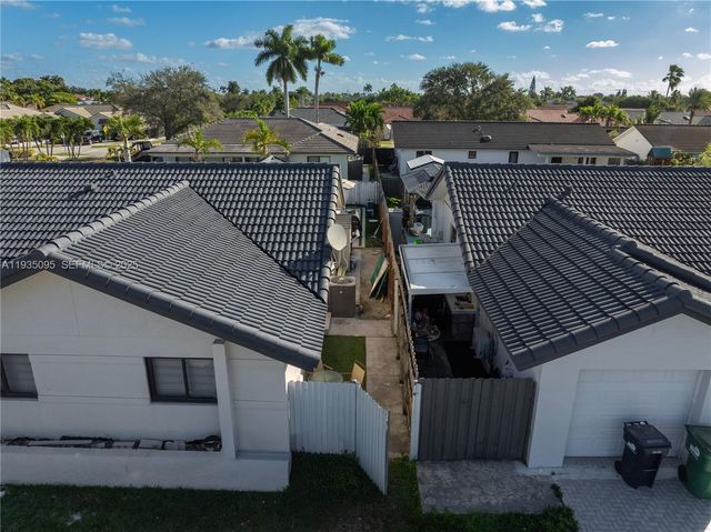 3219 SW 141st Ave 1, Miami, FL 33175