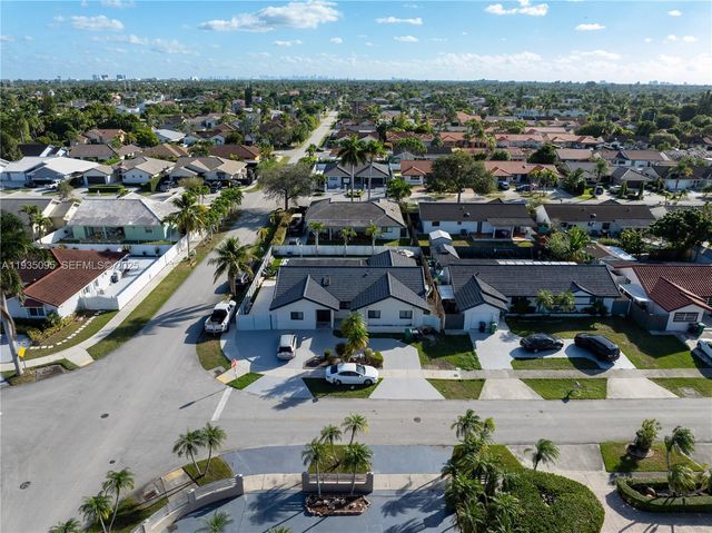 3219 SW 141st Ave 1, Miami, FL 33175