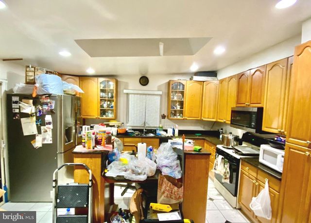 405 LINTHICUM ST, Rockville, MD 20851