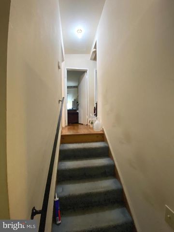 405 LINTHICUM ST, Rockville, MD 20851