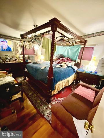 405 LINTHICUM ST, Rockville, MD 20851