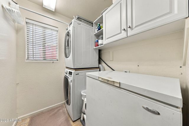 8412 S 45TH Glen, Laveen, AZ 85339