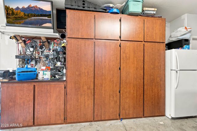 8412 S 45TH Glen, Laveen, AZ 85339