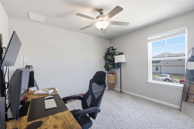 303 El Capitan LOOP, Dripping Springs, TX 78620
