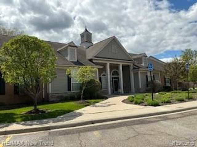 40435 Bay Harbor Lane, Canton, MI 48188