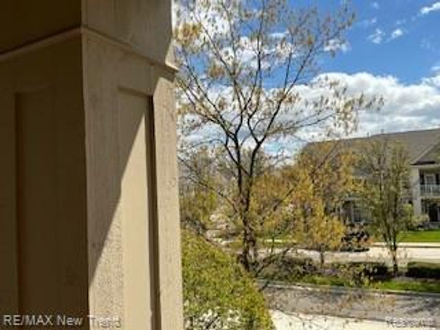 40435 Bay Harbor Lane, Canton, MI 48188