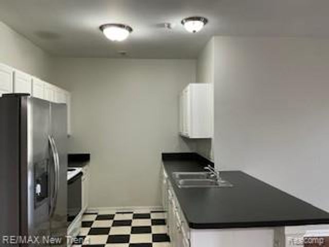 40435 Bay Harbor Lane, Canton, MI 48188