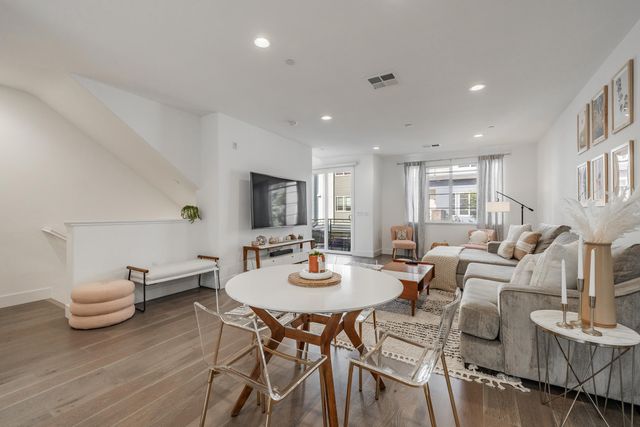 242 Bolt Ct, Hayward, CA 94544