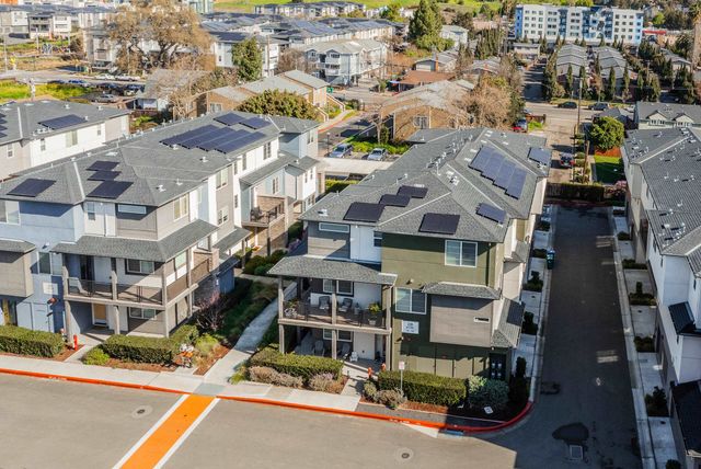 242 Bolt Ct, Hayward, CA 94544