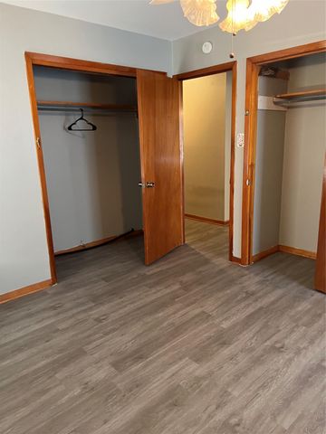 709 W 11TH ST, Elgin, TX 78621