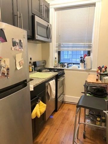 51 Park Drive 5, Boston, MA 02215