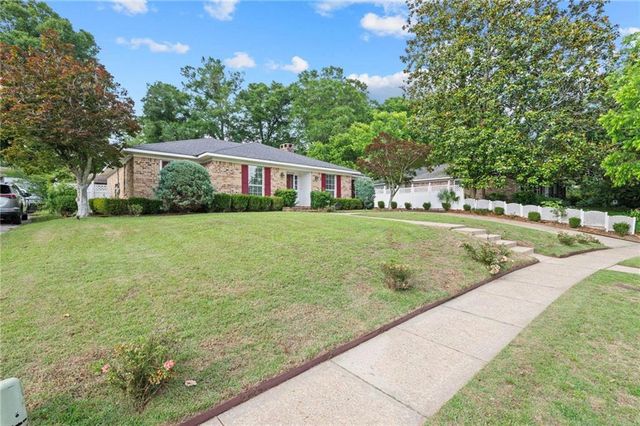6500 Gaslight Lane, Mobile, AL 36695