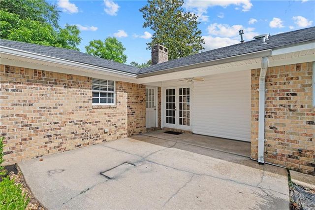 6500 Gaslight Lane, Mobile, AL 36695