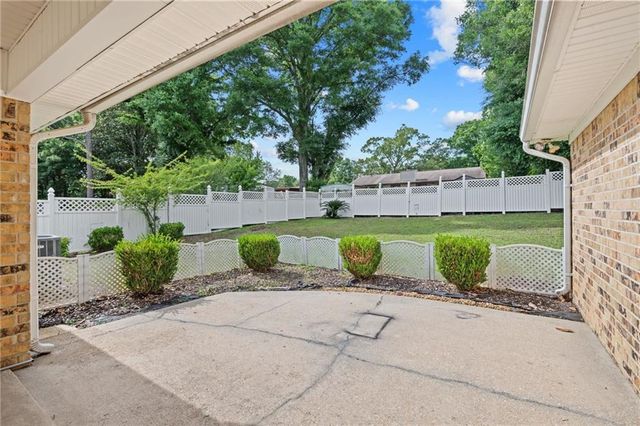 6500 Gaslight Lane, Mobile, AL 36695