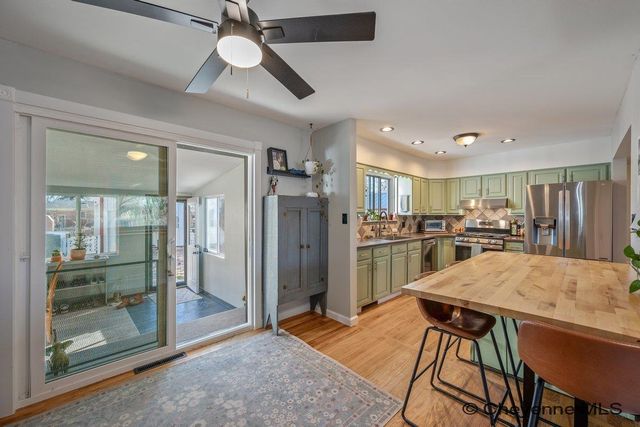 145 HOBBS AVE, Cheyenne, WY 82009