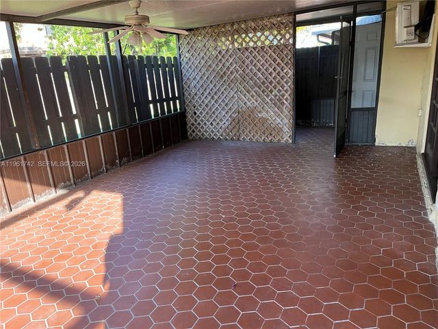 12713 SW 70th Ln, Miami, FL 33183