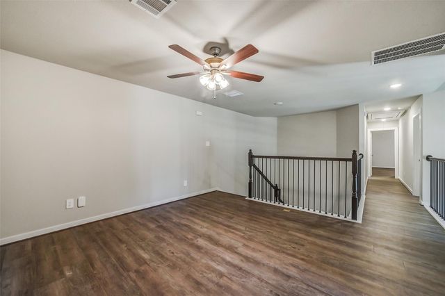 15 Lantana Trail, Spring, TX 77382