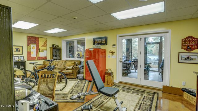 212 Lake Meadow Drive, Gray, TN 37615