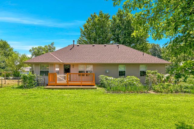 215 S Maple Street, Rogersville, MO 65742