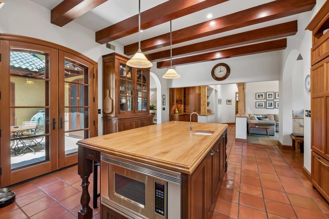 4051 Linden Hills Boulevard, Minneapolis, MN 55410