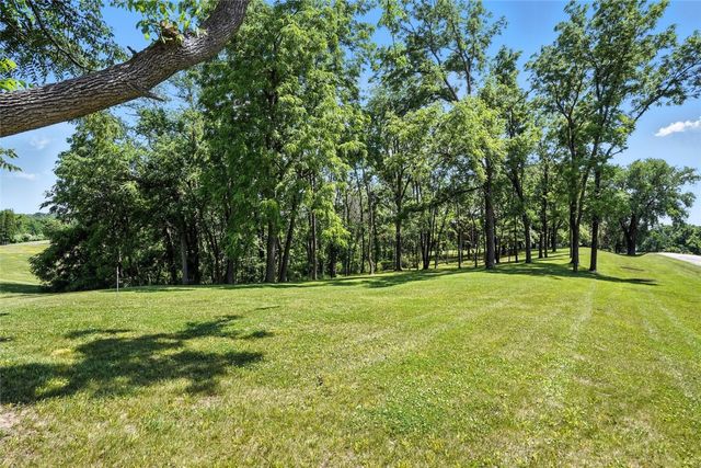 Anchorage Rd NE, Solon, IA 52333