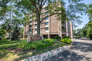 1110 Grove Street 4H, Downers Grove, IL 60515