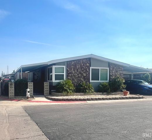 3535 Stine Rd 69, Bakersfield, CA 93309