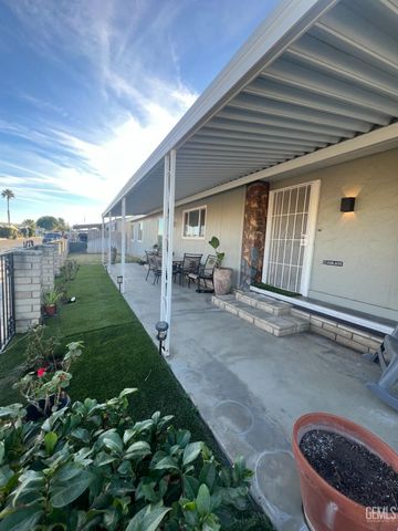 3535 Stine Rd 69, Bakersfield, CA 93309