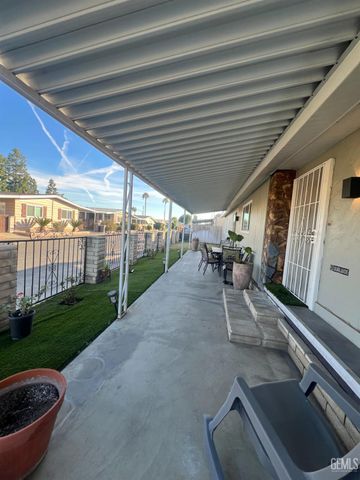 3535 Stine Rd 69, Bakersfield, CA 93309