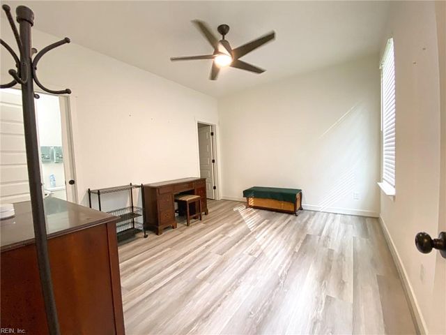 2504 Calabria Dr DR, Chesapeake, VA 23323